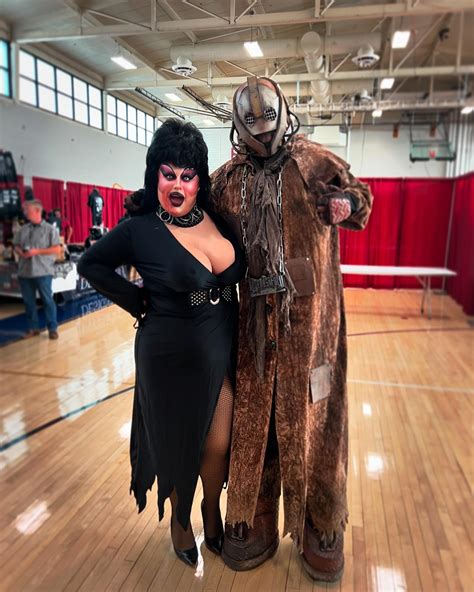 Venus - 🎃I’m more than just a great set of boobs. I’m also an