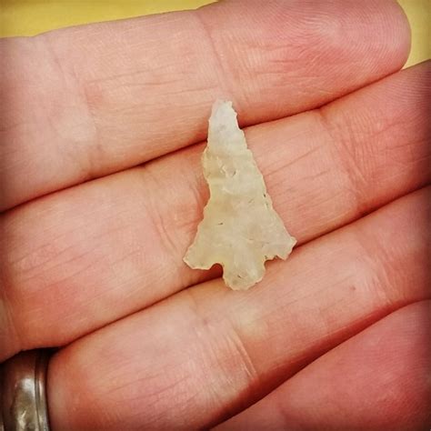 American Indian Arrowhead Identification: A Resource Guide
