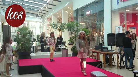 Дефиле юных моделей. Дети модели 21 века. Fashion children. - YouTube