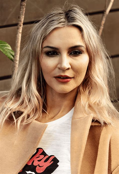 samaire armstrong  los angeles california usa  dec