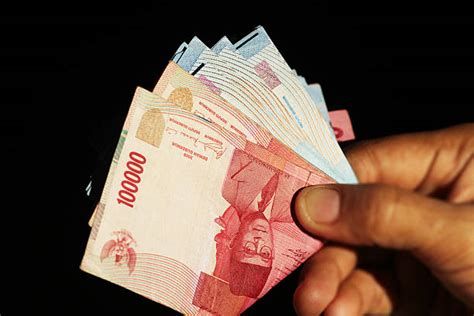 300+ Indonesia Rupiah To Usd Stock Photos, Pictures & Royalty-Free