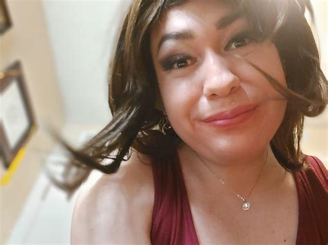 POV: You are the last sip of wine at the bottom of my glass : r