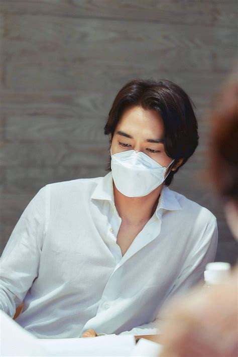 Hidden Face - Posters — The Movie Database (TMDB)