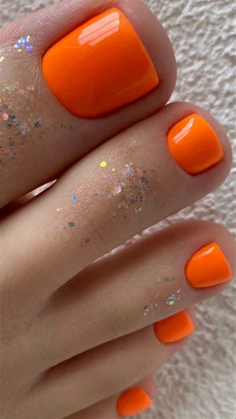 Оранжевый педикюр | Gel toe nails, Summer toe nails, Toe nails
