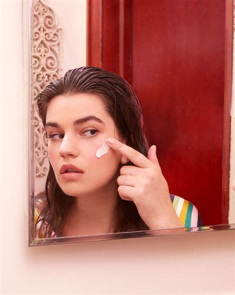 A Guide to Rosacea Symptoms, Triggers, and Treatments | PS Beauty