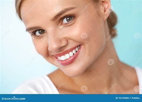 Smile Woman Brush Teeth Stock Photo | CartoonDealer.com #57973302