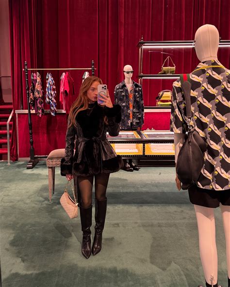 Katelyn Campisi | To be a wife, a mother and everything in between is