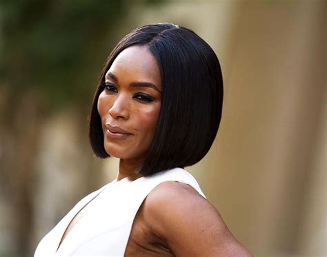 Angela Bassett Body Measurements
