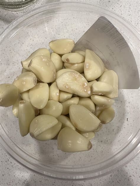 White spots on peeled garlic, mold? : r/foodsafety