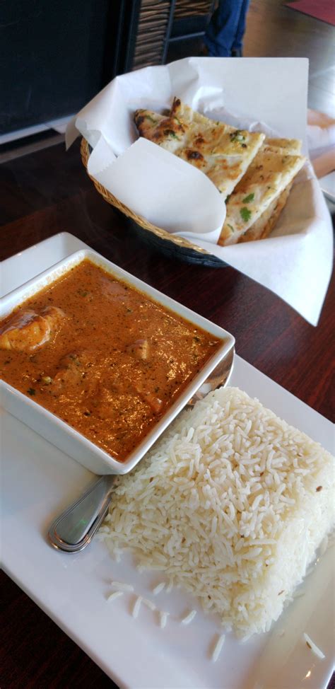 [I Ate] Buttered Chicken With Curry And Garlic Naan : food