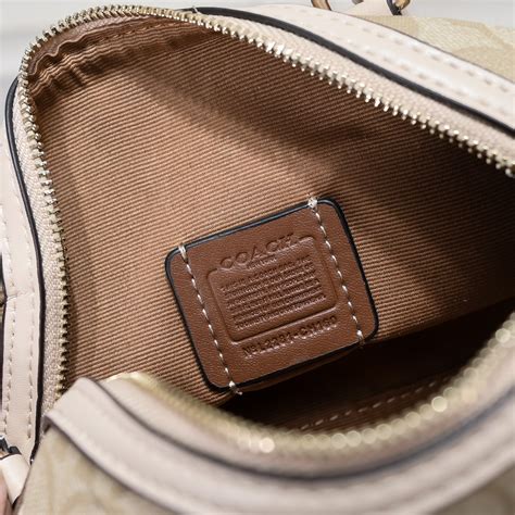 Public Transportation Guide to Dartmouth Coach in Boston 4