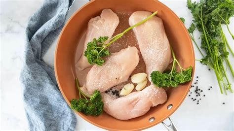 Cooking Chicken Breast To Perfection: The Ultimate 10-Minute Boil Guide