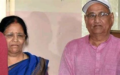 ms dhonis family tree father mother wife siblings children