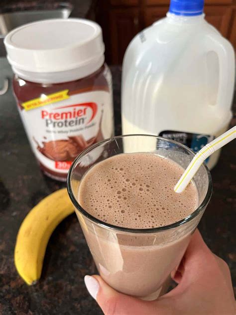Chocolate Banana Protein Shake – Melanie Cooks