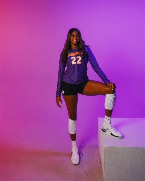 Mia Moore – Clemson Tigers Official Athletics Site