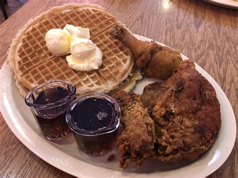 Cruzan Foodie San Diego Eats: Roscoe's Chicken & Waffles - Cruzan Foodie
