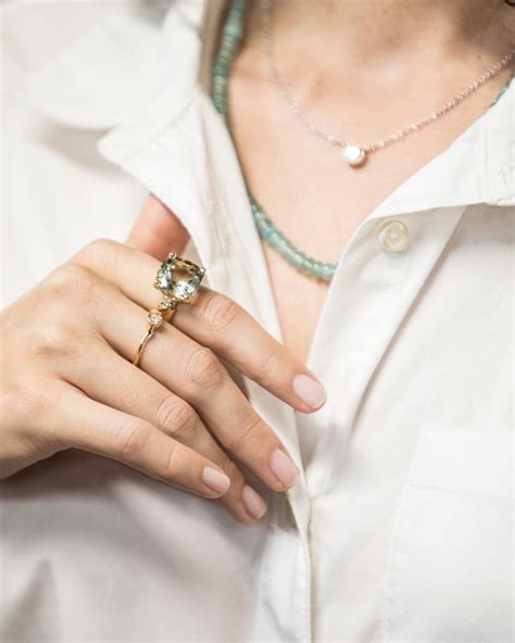 steps    hand model bma hands