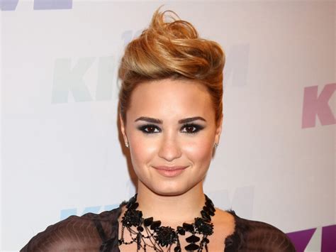 Demi Lovato's 22 Best Hair Moments of All Time – HairstyleCamp