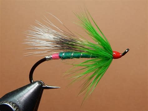 Flytying: New and Old: Besure