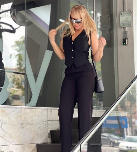 Ivonne Soto Oficial | 👠🤍☪️💟 ! HOLA ———-😎 #paparazzi | Instagram