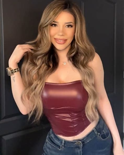 Vanessa Gonzalez (@missvanessagonzalez) • Instagram photos and videos