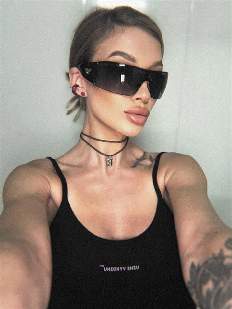 ВАЛЯ-та ещё грубиянка (@soboleva_valla) on Threads