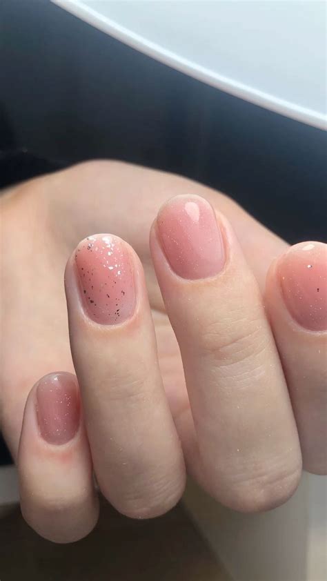 Нежный маникюр | Simple gel nails, Manicure, Nails