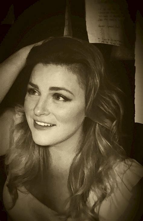 Melanie Rose in Famers LIVE