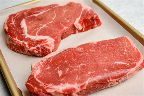 New York Strip vs Ribeye - Kitchen Laughter