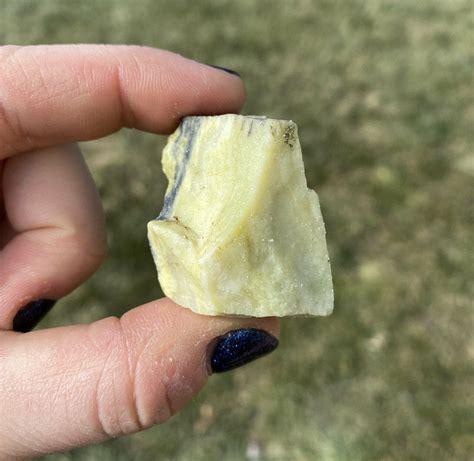 Raw Serpentine Stone | New Moon Beginnings