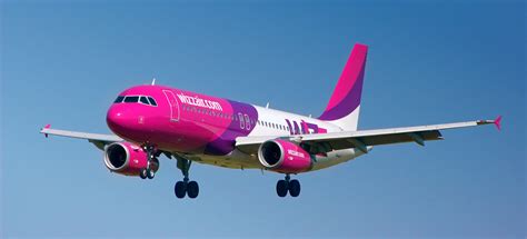 Схема салона Airbus A320 Wizz Air. Лучшие места на борту