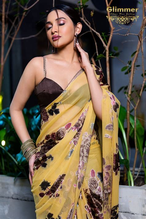 Glimmer - "Sun-kissed charm in full bloom 🌼 | Facebook