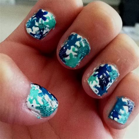 Splatter paint nails | Sassy nails, Splatter paint nails, Nail art