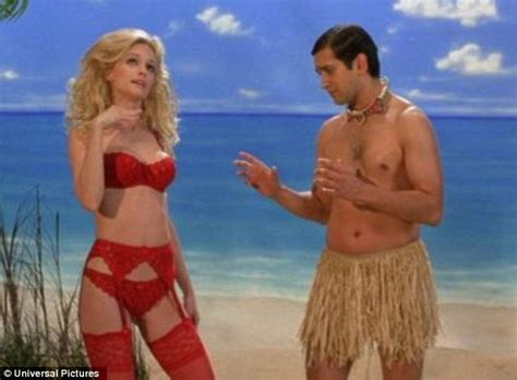 10 Hot Dorothy Lyman Bikini Pics