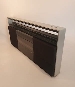 Portable radio Audio Equipment. Buy unique objects. Now at auction for ...