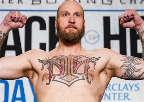 Robert Helenius Drops, Batters, Stops Adam Kownacki in Shocker - Boxing ...