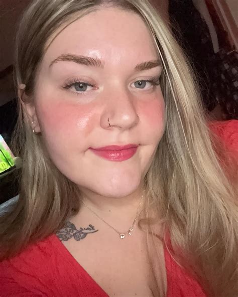 𝖢𝖺𝗅𝗅𝗂 𝖬𝖺𝗋𝗍𝗂𝗇 (@callimrtn) • Instagram photos and videos