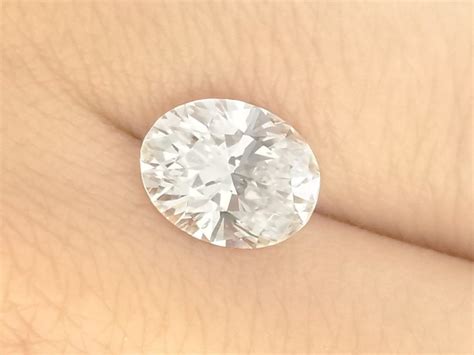 Sell Oval Cut Diamonds for Cash in Dallas Tx. We Buy Diamonds | Jewelry Buyers Dallas