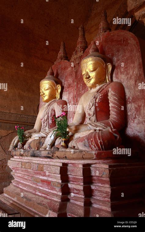 buddha image, Dhammayangyi Temple Stock Photo - Alamy