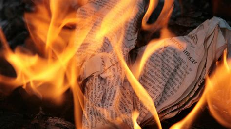 20 цитата от „451 градуса по Фаренхайт“ | Daily Book Quotes 2025