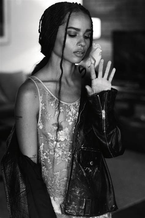 Zoe Kravitz Archives - The Fappening Leaked Photos