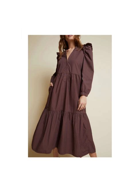 BACKSTAGE CLOTHING LIMITED COMPANY