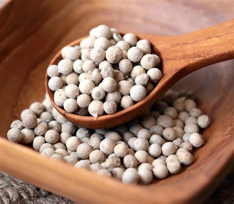 white pepper amiras agro  foods