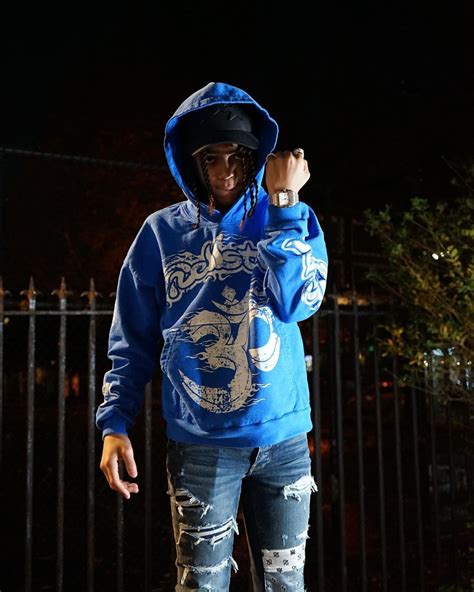 SugarHill Ddot Outfit from December 9, 2022 | WHAT’S ON THE STAR?