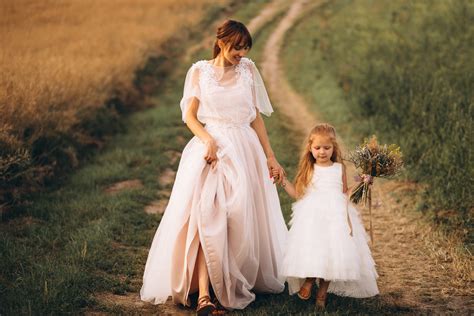 Two, Brown haired, Bride, Little girls, Hug, Bicycle, HD Wallpaper