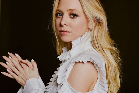 women, blonde, actress, Portia Doubleday, blue eyes | 2500x1667