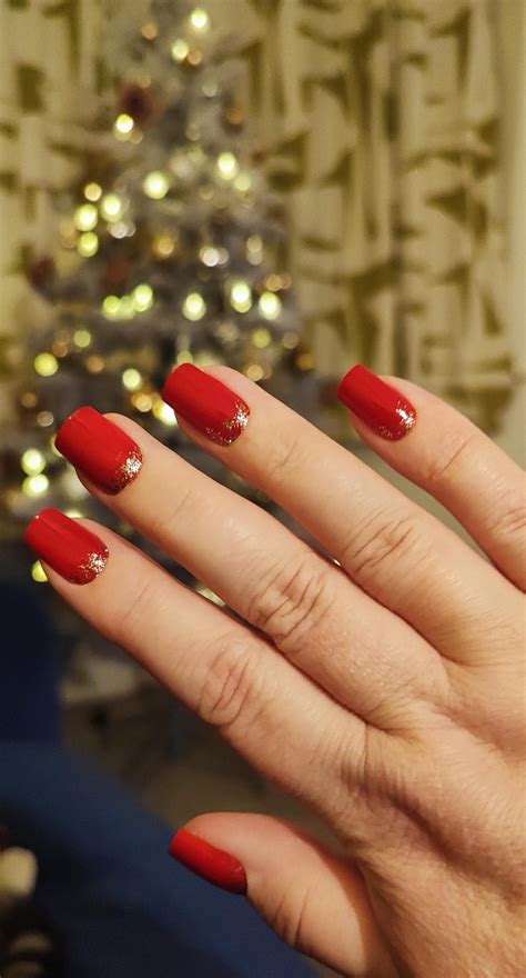 Barbie Christmas Nails : r/Nails