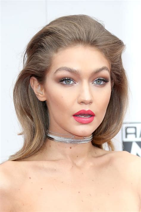 Gigi Hadid | Hair and Makeup at the American Music Awards 2016 ...