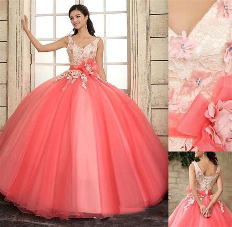 100 модных новинок: Самые красивые выпускные платья 2018 фото | Pretty ...