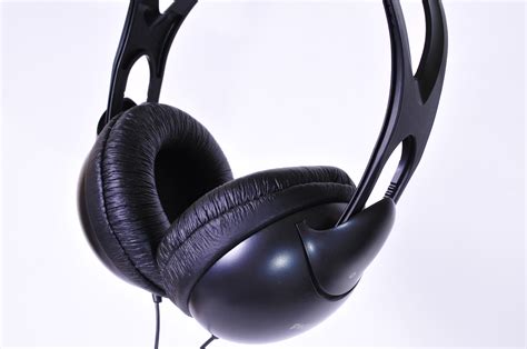 choose headphones  easy steps  pictures